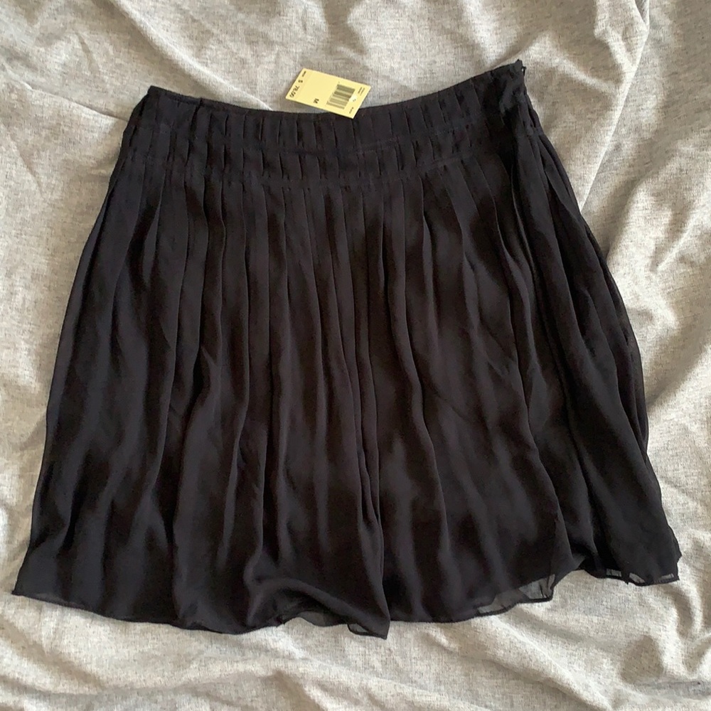 NWT - Max Studio Black Pleated Skirt - M